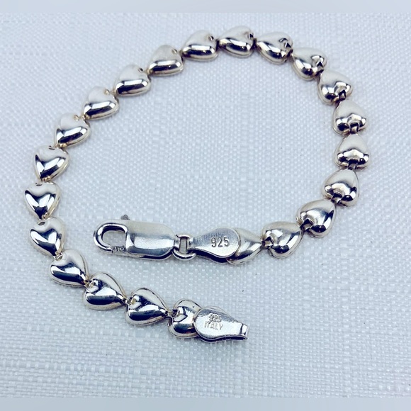 Jewelry - Silver Heart Bracelet